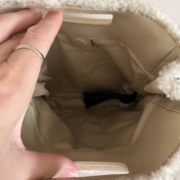 Maje Sheepskin Sherpa Fringe Crossbody Handbag Nude Natural Cream - Picture 6 of 9